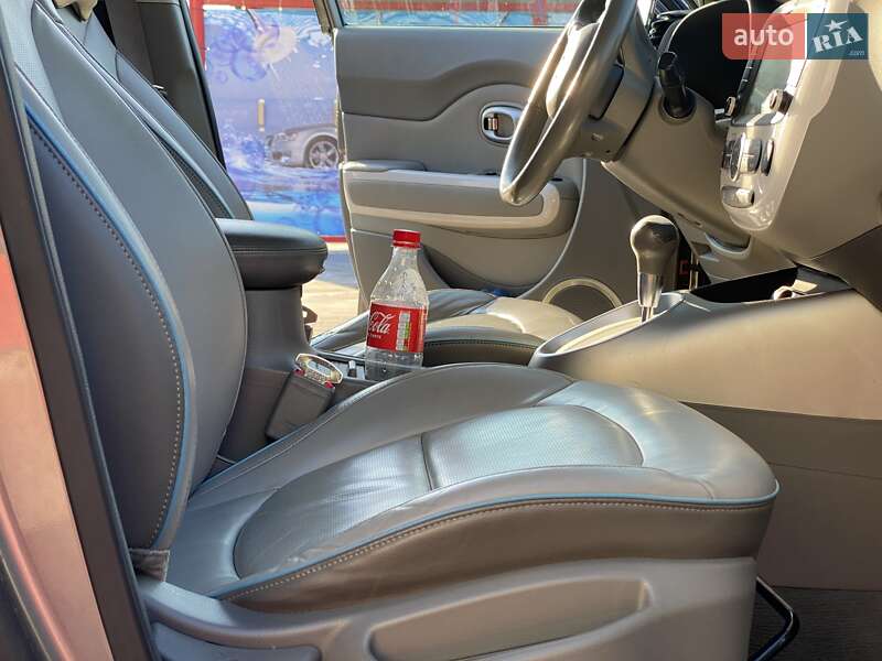 Внедорожник / Кроссовер Kia Soul 2015 в Львове