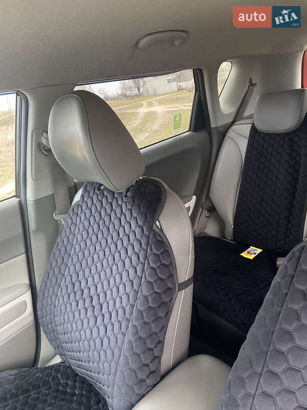 Позашляховик / Кросовер Kia Soul 2015 в Житомирі