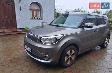 Внедорожник / Кроссовер Kia Soul 2015 в 