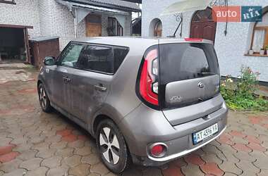 Внедорожник / Кроссовер Kia Soul 2015 в 