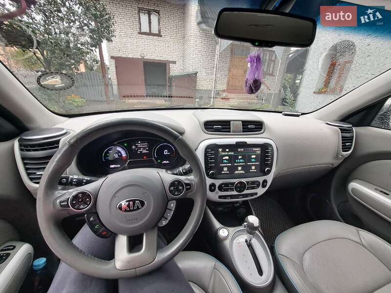 Внедорожник / Кроссовер Kia Soul 2015 в Калуше фото 8 Внедорожник / Кроссовер Kia Soul 2015 в Калуше
