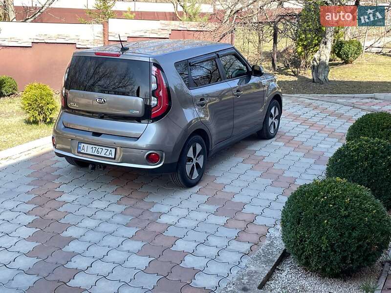 Позашляховик / Кросовер Kia Soul 2015 в Білій Церкві фото 8 Позашляховик / Кросовер Kia Soul 2015 в Білій Церкві