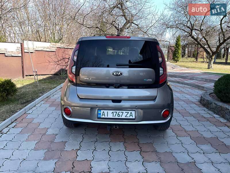 Позашляховик / Кросовер Kia Soul 2015 в Білій Церкві фото 9 Позашляховик / Кросовер Kia Soul 2015 в Білій Церкві