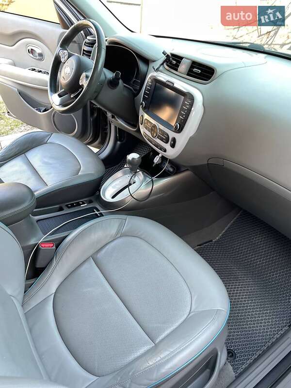 Позашляховик / Кросовер Kia Soul 2015 в Білій Церкві фото 15 Позашляховик / Кросовер Kia Soul 2015 в Білій Церкві