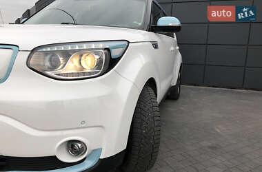 Внедорожник / Кроссовер Kia Soul 2017 в 