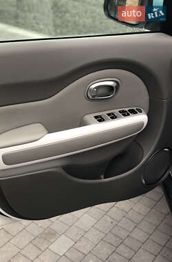 Внедорожник / Кроссовер Kia Soul 2017 в 