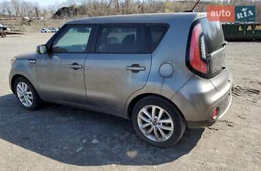 Позашляховик / Кросовер Kia Soul 2018 в 