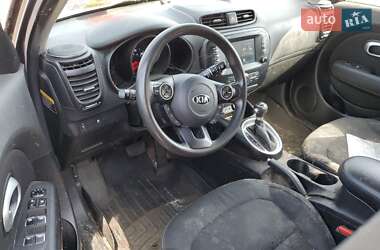 Позашляховик / Кросовер Kia Soul 2018 в 