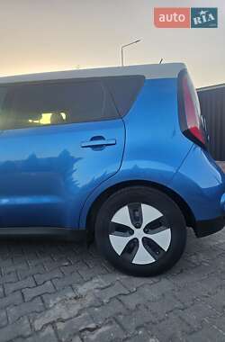Внедорожник / Кроссовер Kia Soul 2014 в 
