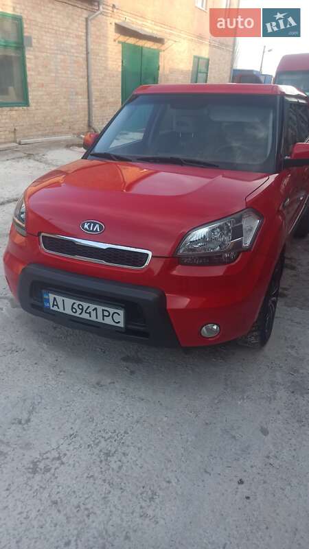 Позашляховик / Кросовер Kia Soul 2009 в Києві