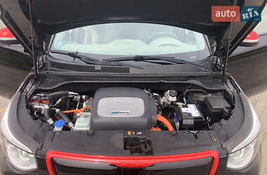 Внедорожник / Кроссовер Kia Soul 2015 в 