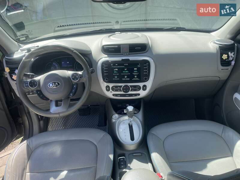 Позашляховик / Кросовер Kia Soul 2015 в Тернополі