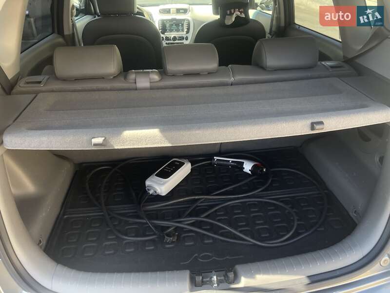 Позашляховик / Кросовер Kia Soul 2015 в Тернополі