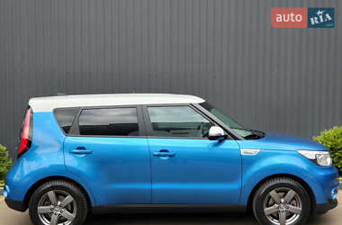 Позашляховик / Кросовер Kia Soul 2017 в 