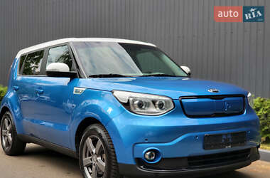 Позашляховик / Кросовер Kia Soul 2017 в 