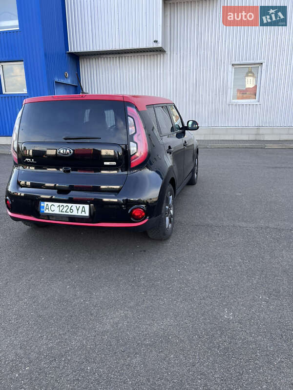 Внедорожник / Кроссовер Kia Soul 2015 в Ковеле