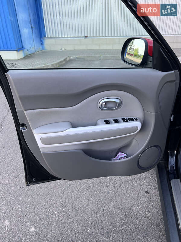 Внедорожник / Кроссовер Kia Soul 2015 в Ковеле