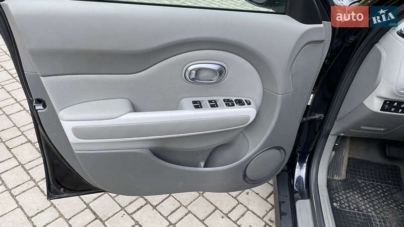 Позашляховик / Кросовер Kia Soul 2016 в Києві