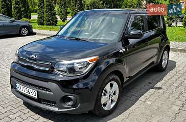 Позашляховик / Кросовер Kia Soul 2018 в Чернівцях
