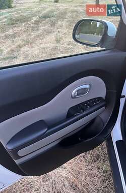 Внедорожник / Кроссовер Kia Soul 2014 в 