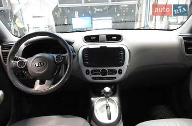 Позашляховик / Кросовер Kia Soul 2015 в 