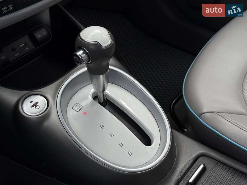 Позашляховик / Кросовер Kia Soul 2014 в Рівному