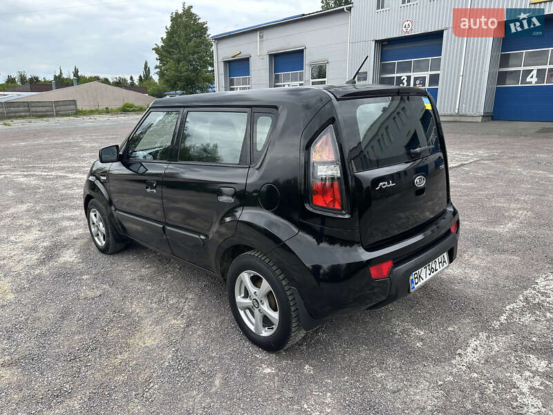 Внедорожник / Кроссовер Kia Soul 2009 в Ровно