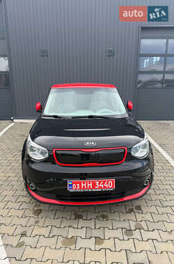 Позашляховик / Кросовер Kia Soul 2016 в 