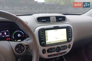 Внедорожник / Кроссовер Kia Soul 2015 в 
