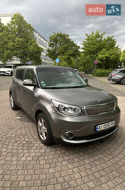 Внедорожник / Кроссовер Kia Soul 2017 в Киеве