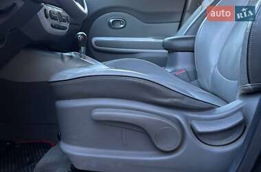 Внедорожник / Кроссовер Kia Soul 2015 в 