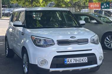 Позашляховик / Кросовер Kia Soul 2016 в Одесі