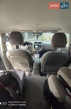 Позашляховик / Кросовер Kia Soul 2014 в 