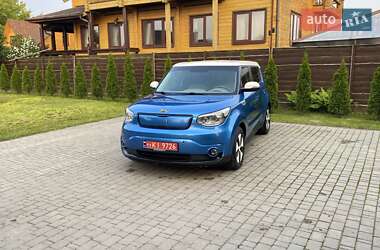 Внедорожник / Кроссовер Kia Soul 2016 в Киеве