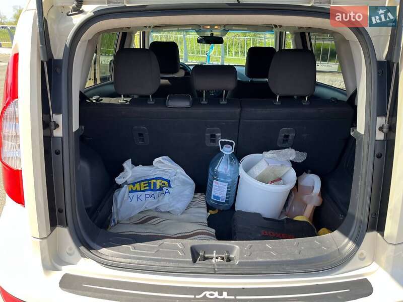 Позашляховик / Кросовер Kia Soul 2012 в Києві