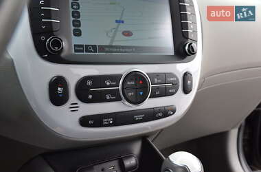 Внедорожник / Кроссовер Kia Soul 2018 в 
