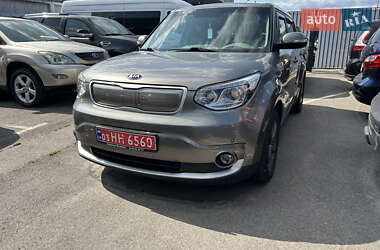 Внедорожник / Кроссовер Kia Soul 2016 в 