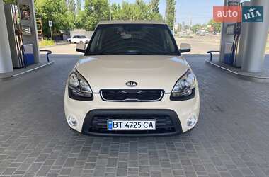 Внедорожник / Кроссовер Kia Soul 2012 в 