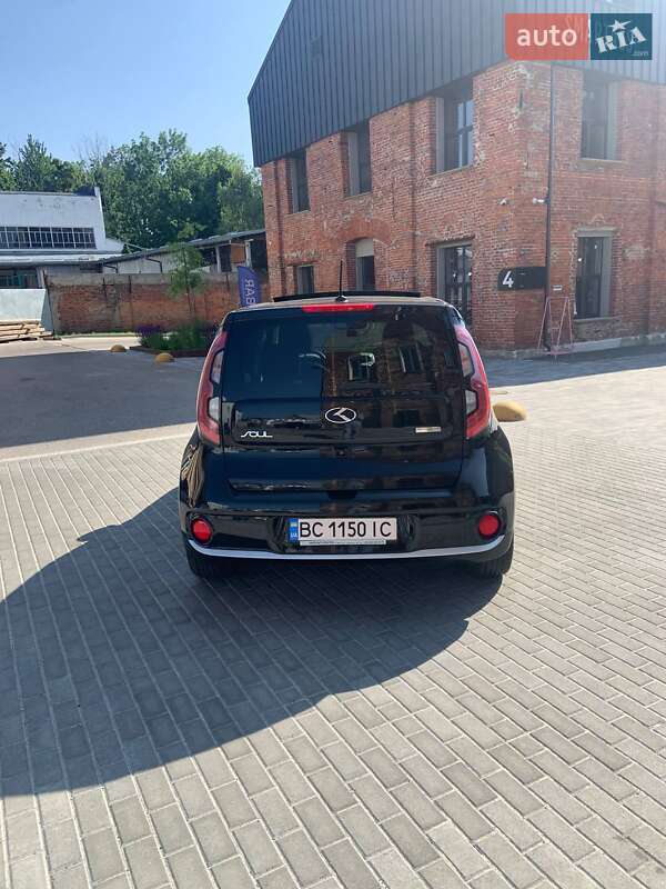 Внедорожник / Кроссовер Kia Soul 2015 в Львове фото 12 Внедорожник / Кроссовер Kia Soul 2015 в Львове