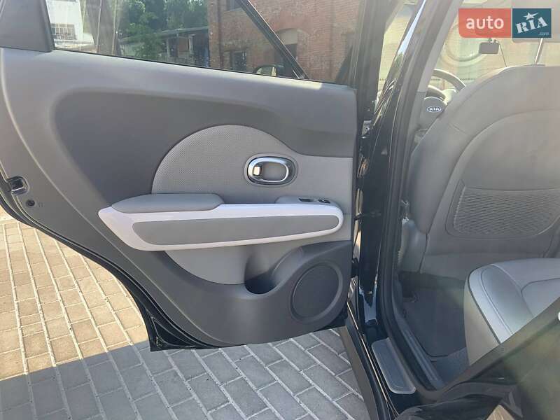 Внедорожник / Кроссовер Kia Soul 2015 в Львове фото 22 Внедорожник / Кроссовер Kia Soul 2015 в Львове