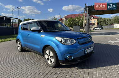 Позашляховик / Кросовер Kia Soul 2014 в Києві