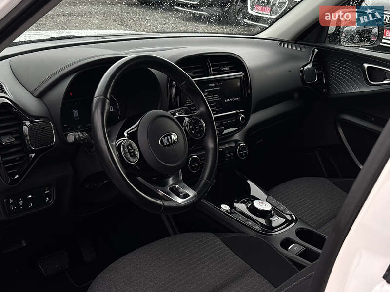 Позашляховик / Кросовер Kia Soul 2021 в Львові