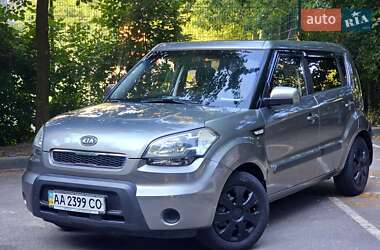 Позашляховик / Кросовер Kia Soul 2011 в Києві