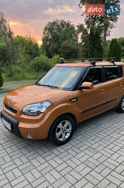 Позашляховик / Кросовер Kia Soul 2009 в Прилуках