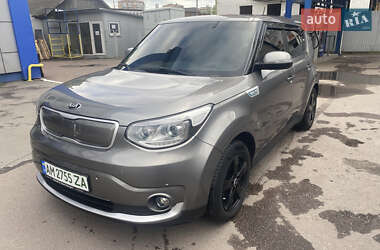 Позашляховик / Кросовер Kia Soul 2014 в Житомирі