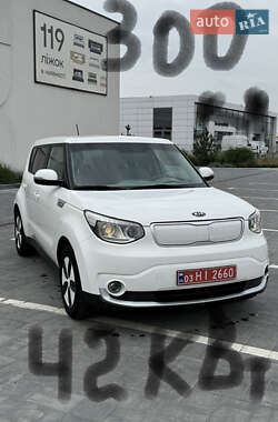 Позашляховик / Кросовер Kia Soul 2016 в Луцьку