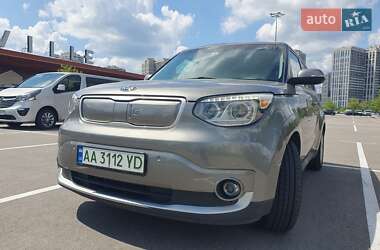 Внедорожник / Кроссовер Kia Soul 2015 в Киеве