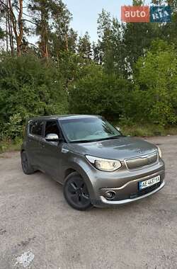 Внедорожник / Кроссовер Kia Soul 2016 в Киеве