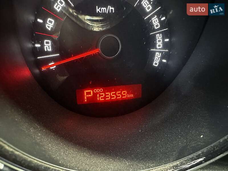 Внедорожник / Кроссовер Kia Soul 2010 в Краснограде