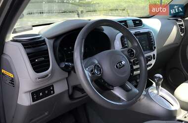 Внедорожник / Кроссовер Kia Soul 2015 в 